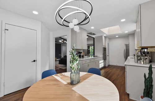 Far North Dallas House | Timeless Charm w/Pool, Backyard, Patio (5BD/2BA)