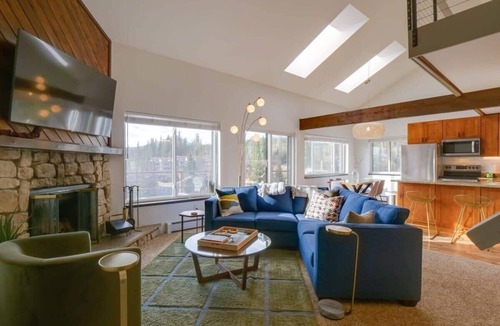 Wildernest Condo | Top Floor Corner with Views, 6 Ski Resorts Nearby