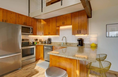 Wildernest Condo | Top Floor Corner with Views, 6 Ski Resorts Nearby