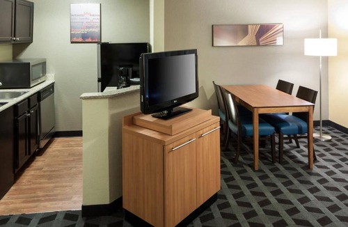 North Arlington Hotel | TownePlace Suites Dallas Arlington North