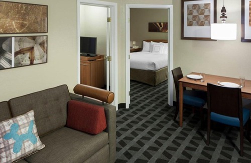 North Arlington Hotel | TownePlace Suites Dallas Arlington North
