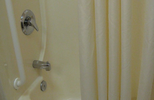 Valentine Hotel | Trade Winds Motel