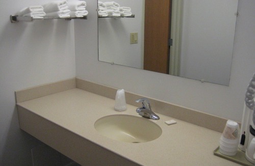 Valentine Hotel | Trade Winds Motel