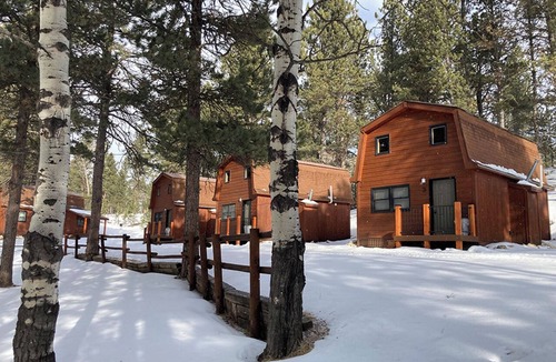 Deadwood House | Trailshead Lodge - Cabin 7