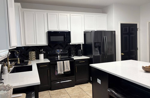San Antonio House | Tranquil 3-bedroom home away from home in San Antonio