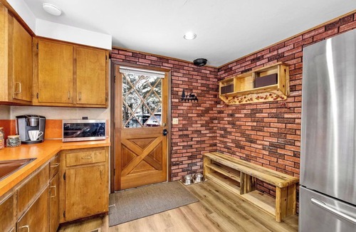 Tamarack Resort Cabin | Tranquil Dog-Friendly Lake Cabin with Hot Tub