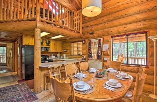 Greer House | Tranquil Mountain Cabin in Greer with Game Room!