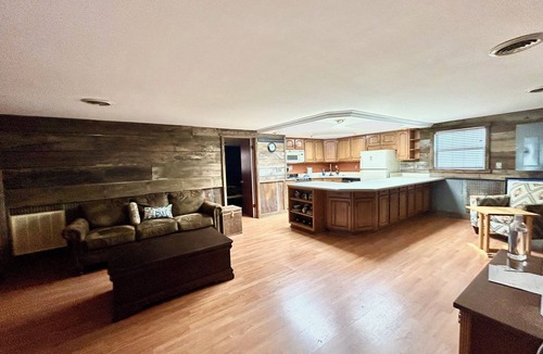 Wynnburg House | Tranquility Base II: Lakeside Get a Way on Reelfoot Lake ! Sleeps 4-6