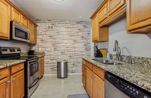 Overland Park House | Travel-Ready Home, Safe Area, Easy Stadium Drive