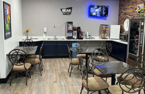 Platte City Hotel | Travelodge by Wyndham Airport Platte City
