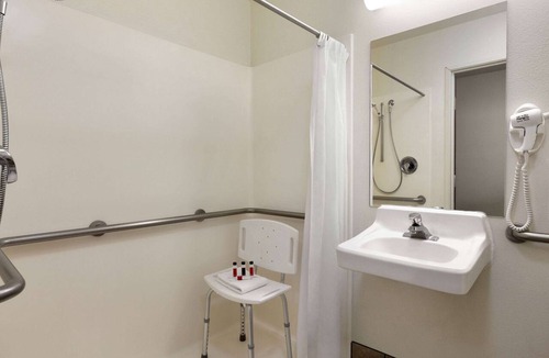 Hermiston Hotel | Travelodge by Wyndham Hermiston