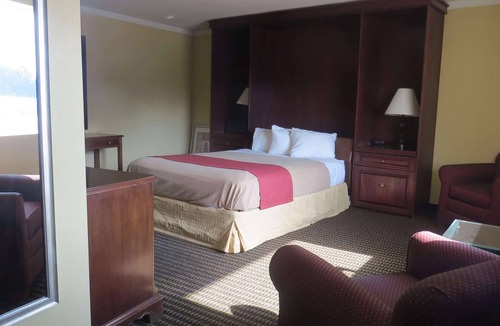 Stratton Hotel | Travelodge by Wyndham Stratton