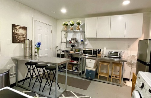 Manchester Cottage | Twin Creeks Cottage - Private and peaceful guest house near beach