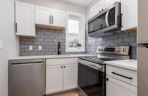 Pueblo Apartment | TWO apartments 5 bedrooms total, pet-friendly in charming Pueblo with AC, WiFi