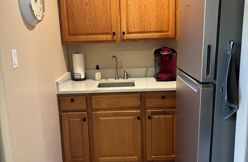 Northeast Heights Apartment | Two Room 400 sf Guest House