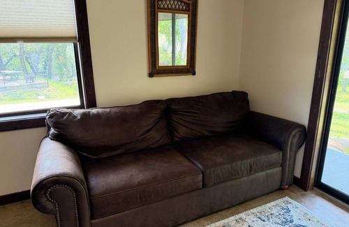 Mason Apartment | Two six-bedroom Guest Houses with shared kitchen, dining area, living room area