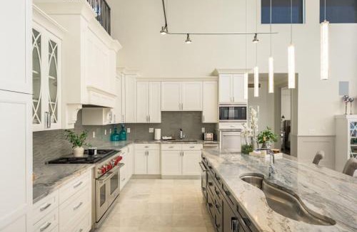 River North Art District Apartment | Ultra Luxury Loft With A Fireplace In The Rooftop In RiNo