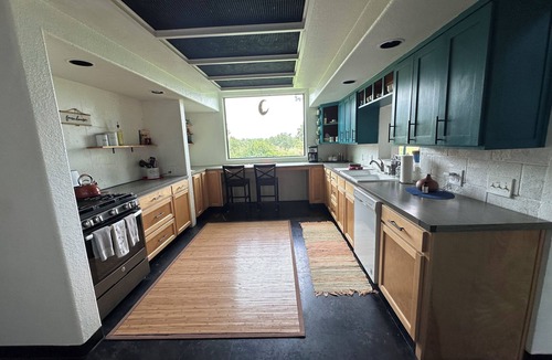 Nocona House | Unique,Eclectic, Scenic Farm, Relax in the jacuzzi tub,Nature Inspired