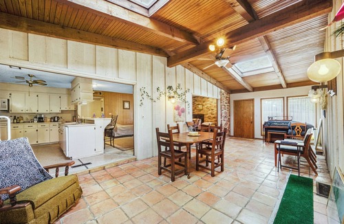 Lawton Villa | Unique Golf villa with 2 bedrooms 2 bathrooms and AC, WiFi in beautiful Lawton
