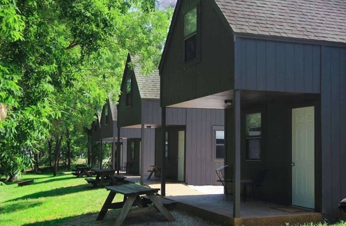 Caplinger Mills Cottage | Unique Riverfront Gem: Dogs Ok, King Bed (Cabin 1)