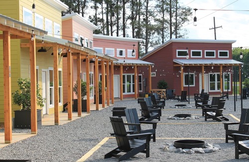 Sterlington Cabin | Unit 6 Willow Creek Cabins