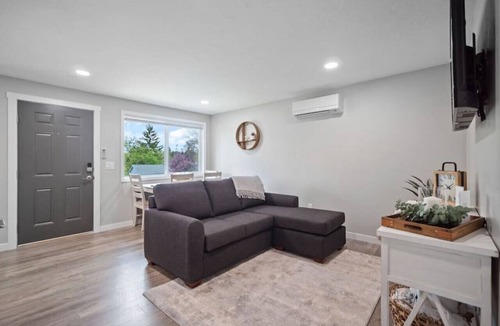 Spokane Valley Apartment | Update 2 bedroom apartment Great Valley Location