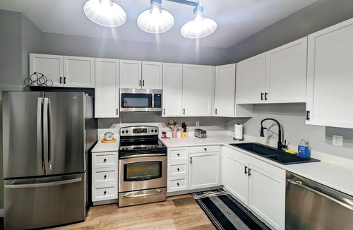 Custer House | Updated 4BR Home, Family Friendly, Steps to Custer Shops & 30 Min to Mt Rushmore
