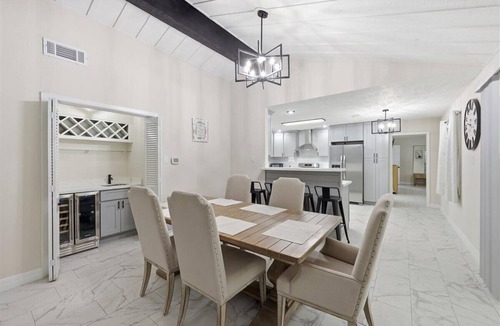 Taylor Landing House | Updated 5 bedroom home w/pool in Talyors Landing