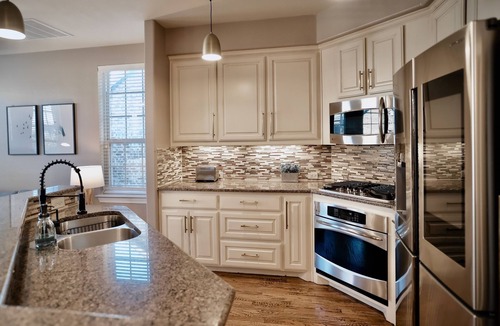 Legacy Park House | Upscale Executive Living - Tons of space and all the comforts of home