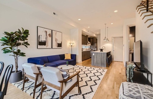 San Rafael House | Upscale Townhome w/Stunning Rooftop Views