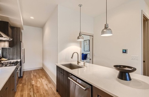 San Rafael House | Upscale Townhome w/Stunning Rooftop Views
