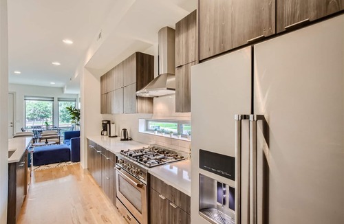 San Rafael House | Upscale Townhome w/Stunning Rooftop Views