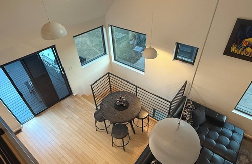 Midtown House | Urban Luxury Sleeps 7 Views of Downtown OKC