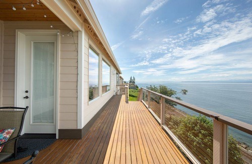 Harbour Pointe House | House ∙ 3 bedrooms ∙ 14 guests