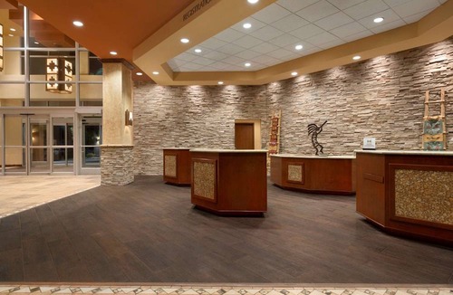 Albuquerque Hotel | Embassy Suites by Hilton Albuquerque