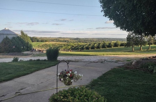 Carnarvon House | Valley View Bed and Breakfast