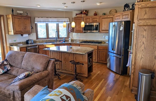 Granite Canon House | Vedauwoo, Curt Gowdy State Park, Cheyenne, and Laramie close!