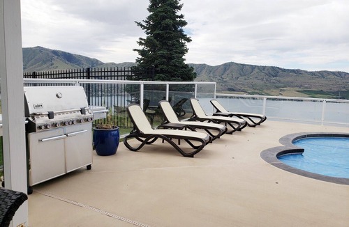 Chelan House | Very Private custom home with pool and amazing 180 degree views, 3 miles to town