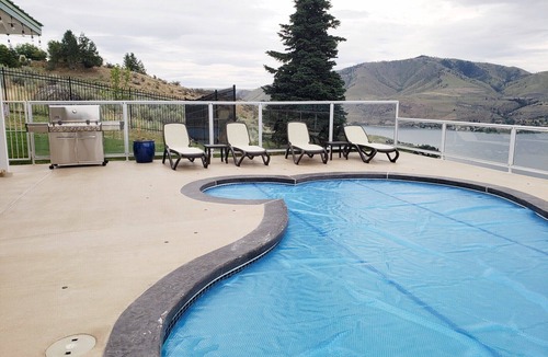 Chelan House | Very Private custom home with pool and amazing 180 degree views, 3 miles to town