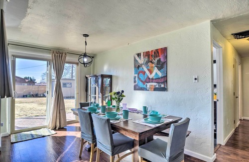 Montgomery Park Cottage | Vibrant ABQ Adobe Den: Mtn Views, Walk to Park!
