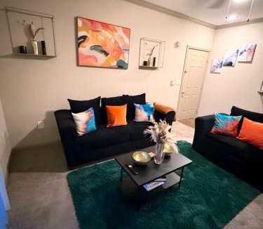 Midtown Apartment | Vibrant Oasis in the Heart of Midtown & Downtown