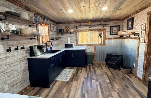 Walden House | Walden’s Gingerbread House - A Basecamp for Groups, Fenced Yard, Pet Friendly