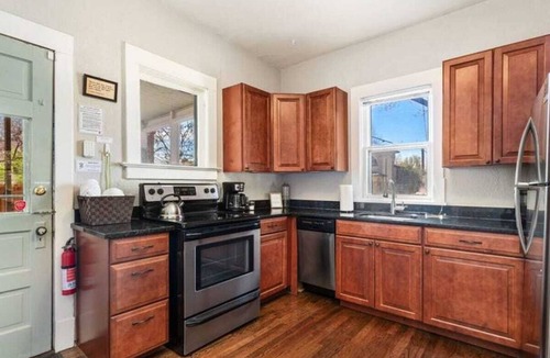 University North House | Walk to CSU | Historical Bungalow w Hot Tub