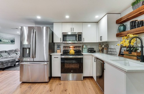 Weatherford Cottage | Walk to Historic Weatherford: Home w/Yard