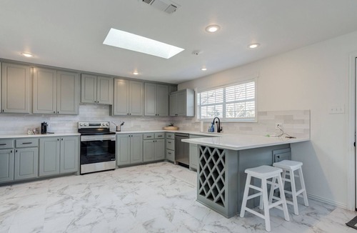 Tech Terrace House | Walk to J&B Coffee & parks 3BR Tech Terrace Home Near Texas Tech