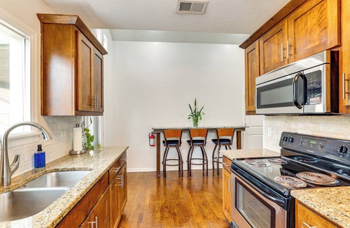 North Kansas City House | Walk to Macken Park: Home w/Fenced Yard & Patio