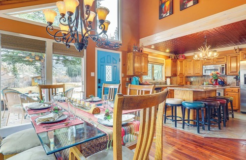 Red River House | Walk to Main St: 'Mountain Creek Home' w/GAMEROOM
