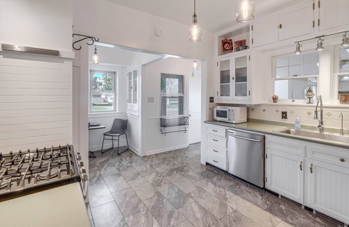 Roswell House | Walk to Main Street: Charming Roswell Home!