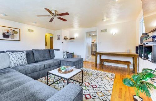 Lafayette House | Walk to Old Town Lafayette! Cozy Couple’s Escape