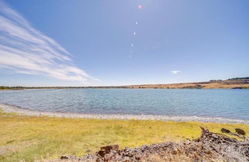 Soap Lake Apartment | Walk to Water: Soap Lake Studio w/Patio!